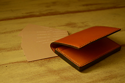 積みマチ名刺入れ
